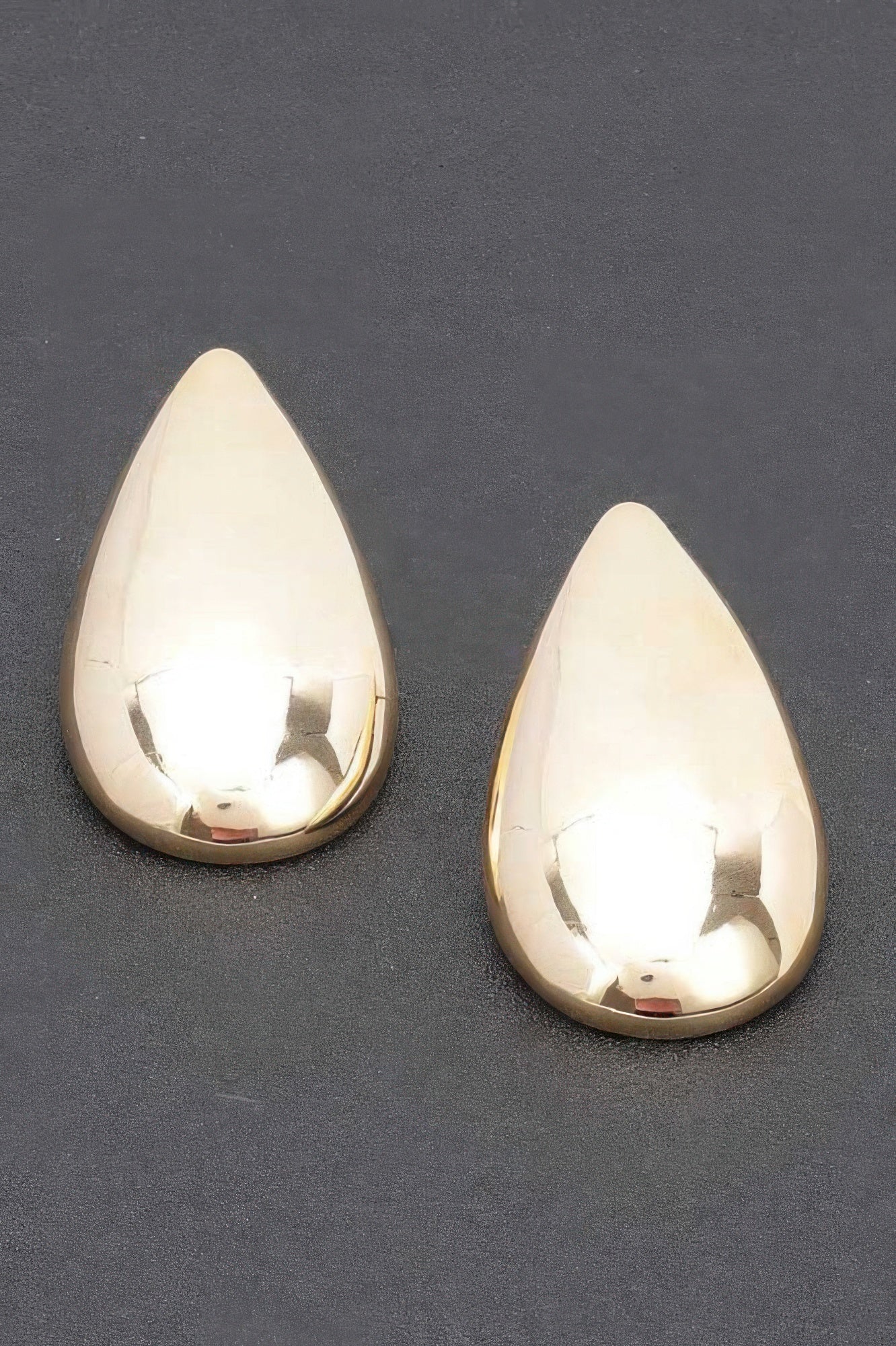 Brincos Gota Dourada - Glamour & Co